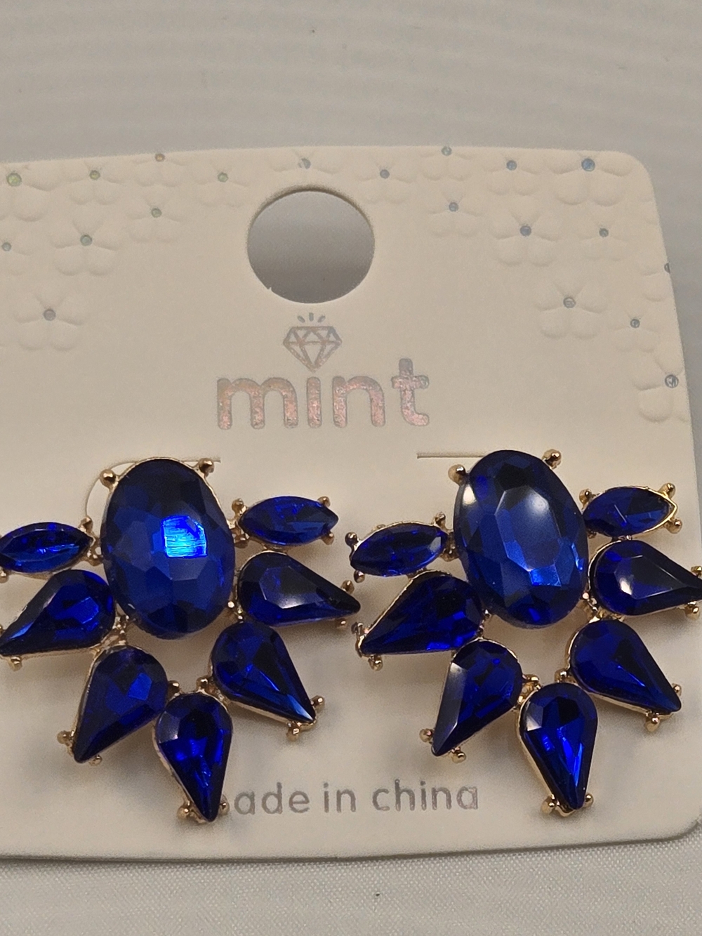 Mint Cobalt Blue Faceted Statement Stud Earrings Gold Tone – New